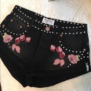 One Teaspoon x Bird of Paradise Shorts